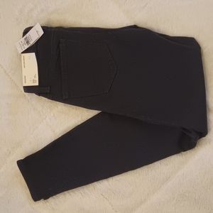 NWT American Eagle black jeggings size 00 short.